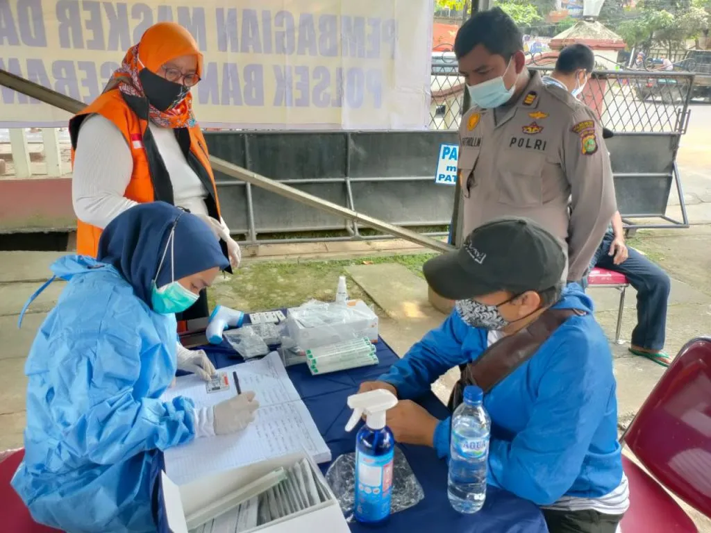 Polsek Bantar Gebang Gelar Rapid Tes Antigen