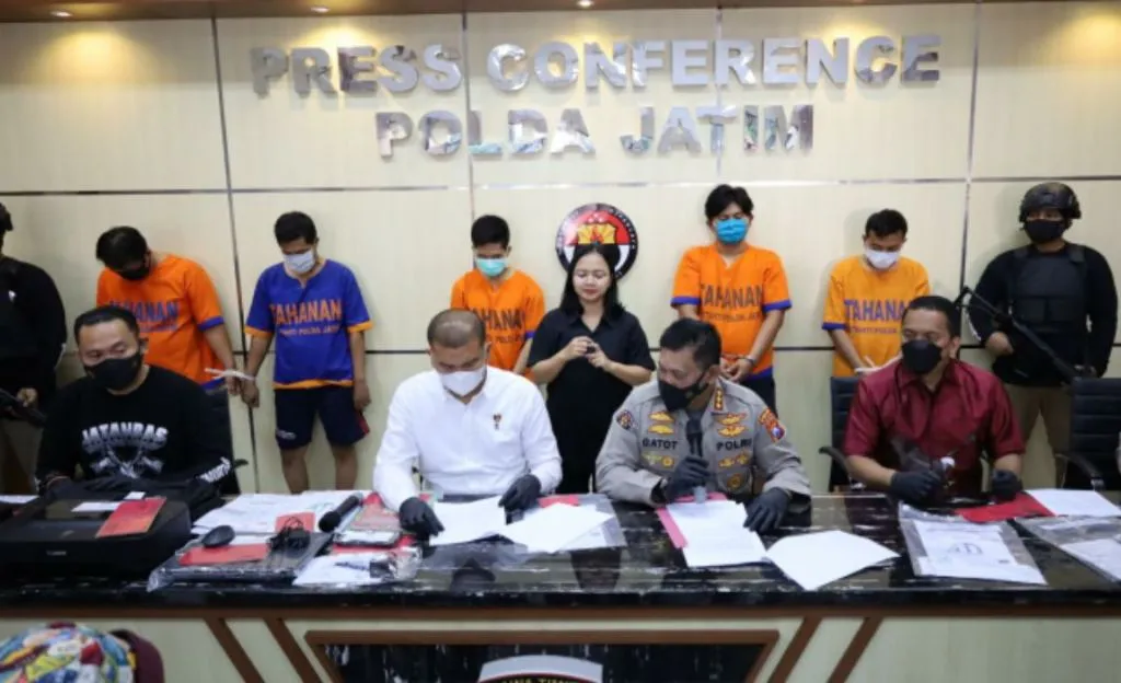 Sindikat Pembuat Hasil Swab Illegal, Gentayangan di Sidoarjo