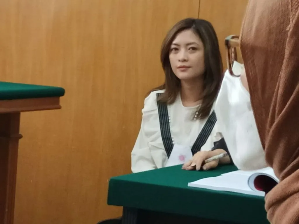 Perselingkuhan Berujung Penganiayaan, Asteria Ismisawitri Diadili