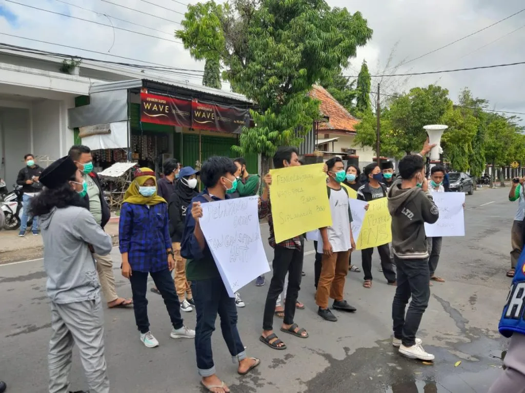 Disdik Sumenep Dituding Tak Becus Urus Pendidikan