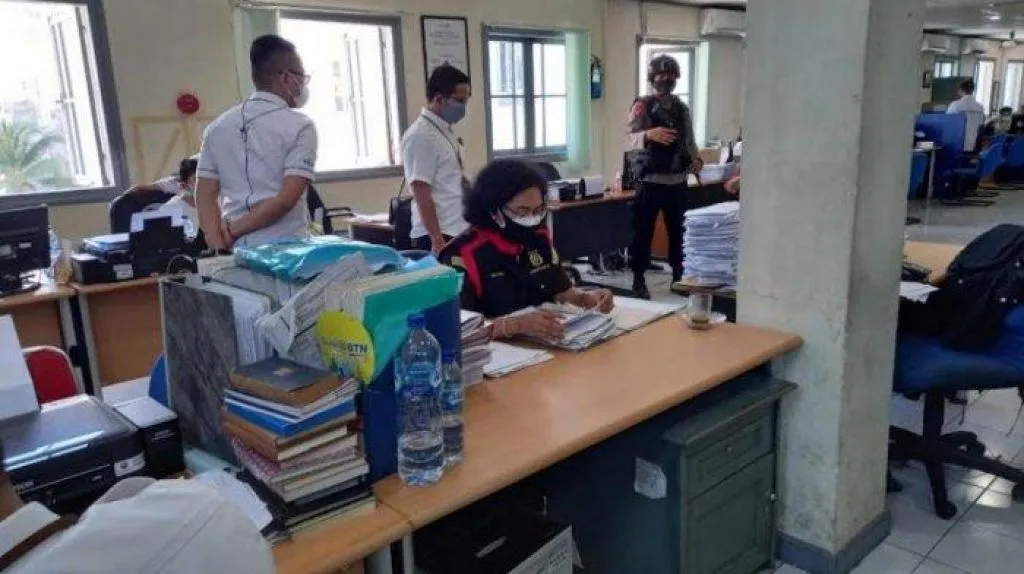 Penegak Hukum Dihimbau Penggeledahan Kantor Bank Harus Lebih Humanis