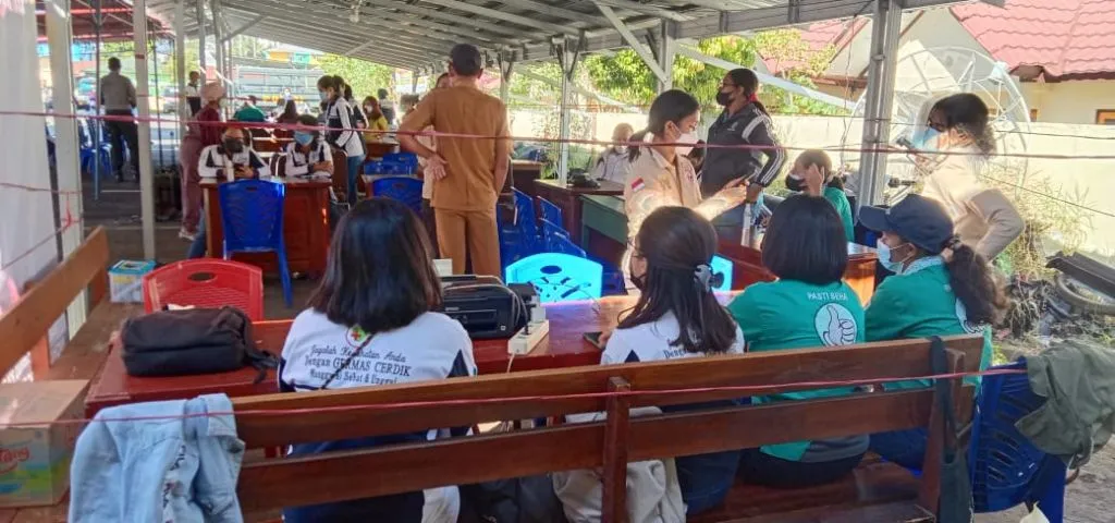 Gandeng Dinkes, Polres Manggarai Gelar Vaksinasi Massal