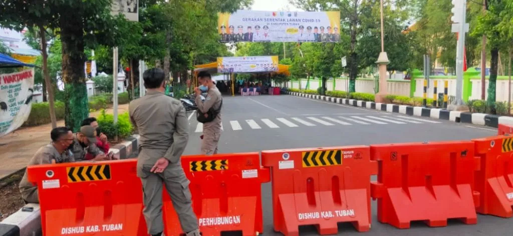 Kehadiran Gubernur Jatim di Bumi Wali, Dishub Tuban Tutup Jalan Pramuka