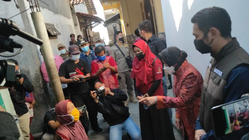 Hitungan BPNT Tak Sesuai, Mensos Risma Marahi Kadinsos Tuban