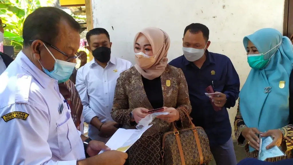 Tindak Lanjut Temuan Mensos, Komisi 4 DPRD Tuban Sidak di 2 Kecamatan