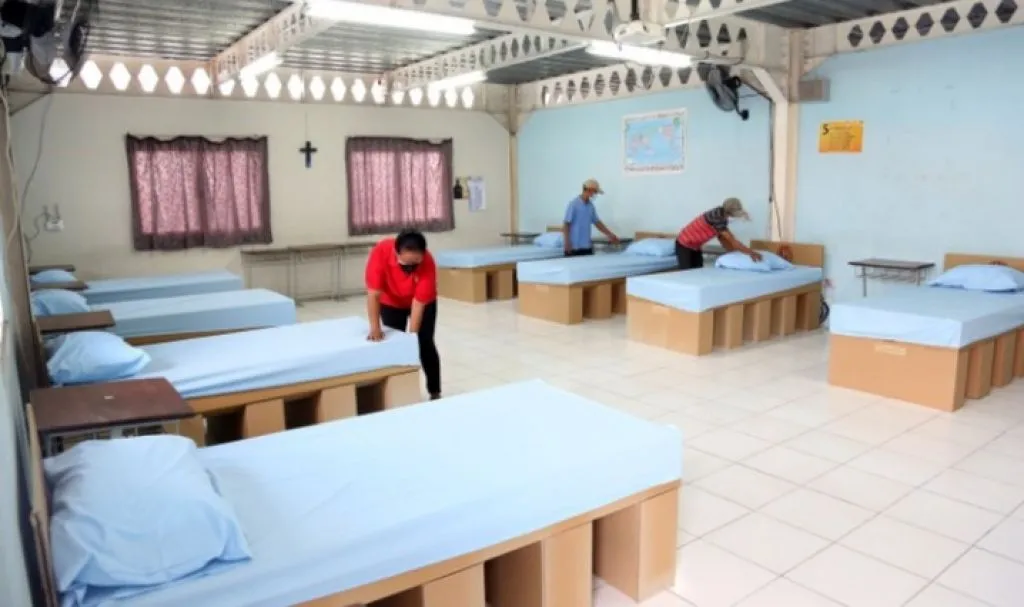 Pemkot Surabaya Terima Bantuan Peminjaman Gedung Dan Tempat Tidur