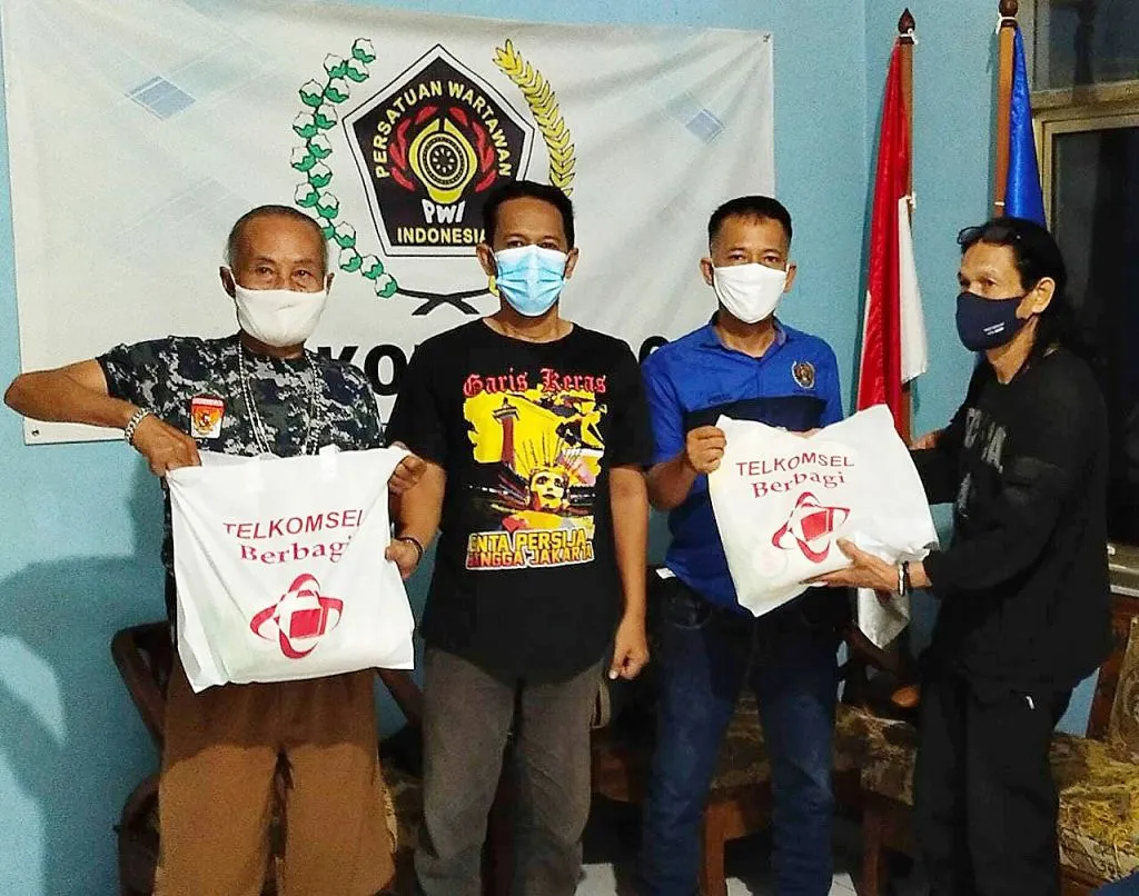 PWI Depok Bantu Anggotanya yang Isoman