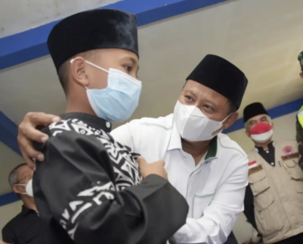 Vaksinasi Santri, Panglima Santri Tinjau Vaksinasi di Miftahul Ulum