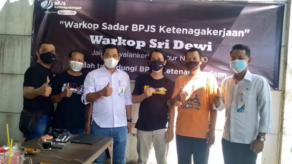 BPJAMSOSTEK Surabaya Rungkut Jaring Kepesertaan BPU di Warkop