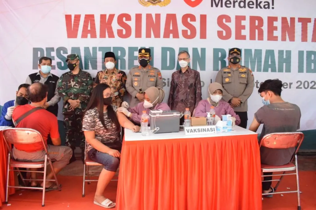 Secara Virtual, Forkopimda Sidoarjo Ikuti Percepatan Vaksinasi Merdeka