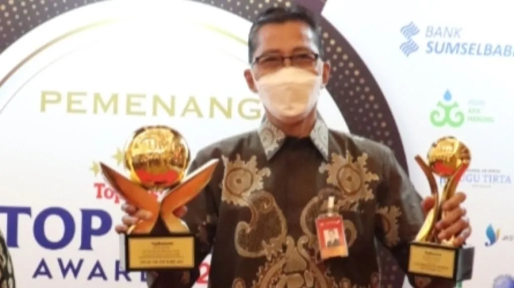 Bank Jatim Borong Penghargaan TOP BUMD Award 2021