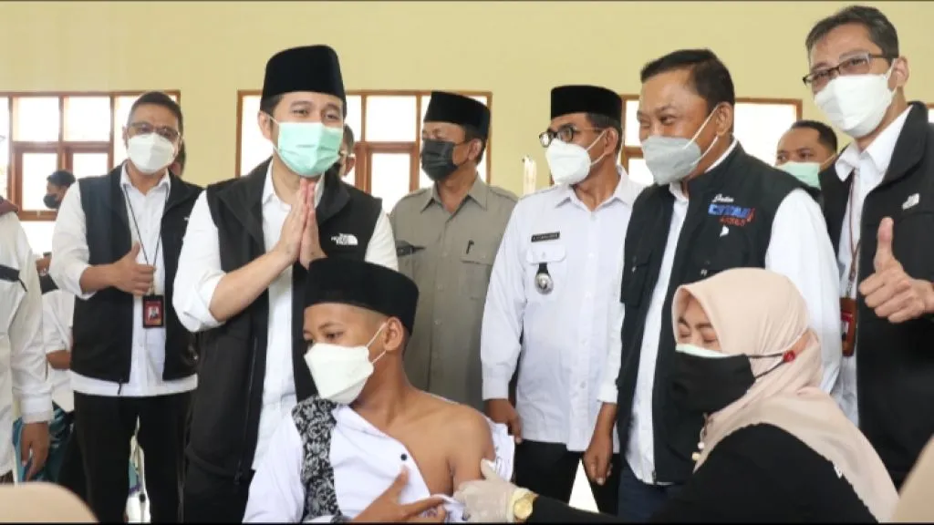 Bank Jatim Gelar Vaksinasi di Bawean 6 Hari