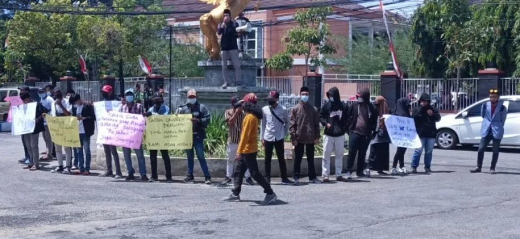 Demo Kantor Pemkab Sumenep, GPMS Minta Bupati Fauzi Evaluasi Kinerja 9 OPD