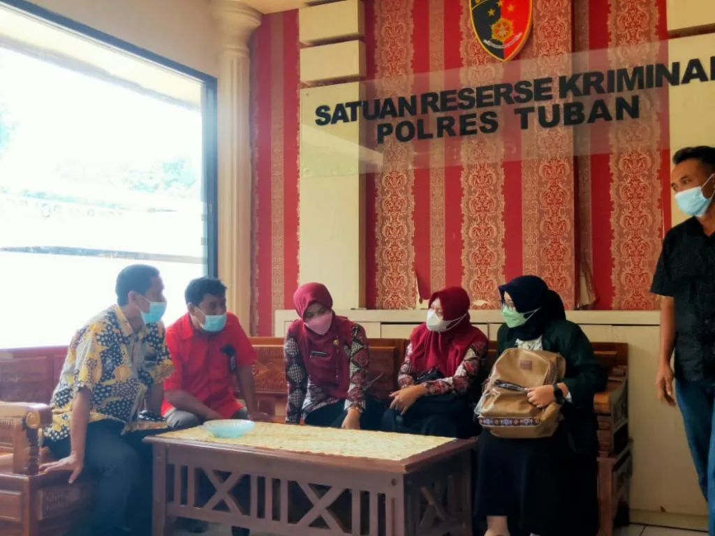 Berdalih Mengobati eehhh ternyata Mencabuli