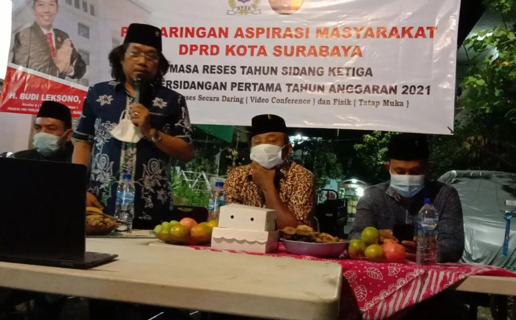 Reses Sidang Ketiga Sekretaris DPRD Kota Surabaya Fraksi PDI Perjuangan