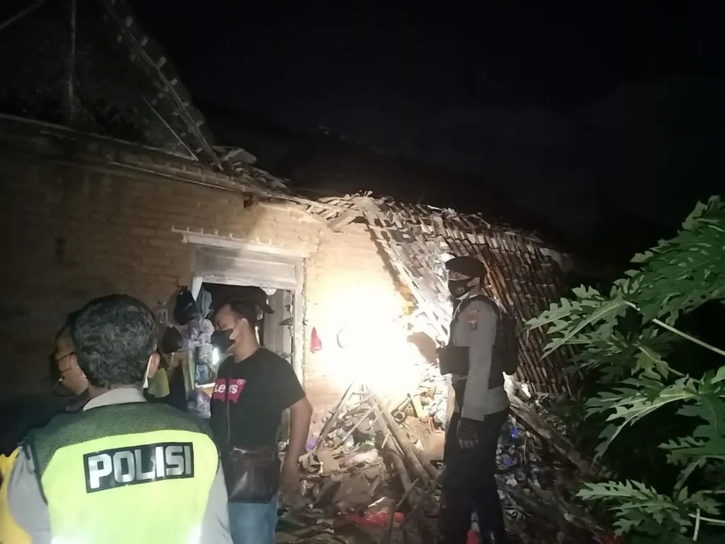 Lagi, Rumah Warga Ponorogo Terbakar Gegara Bakar Sampah