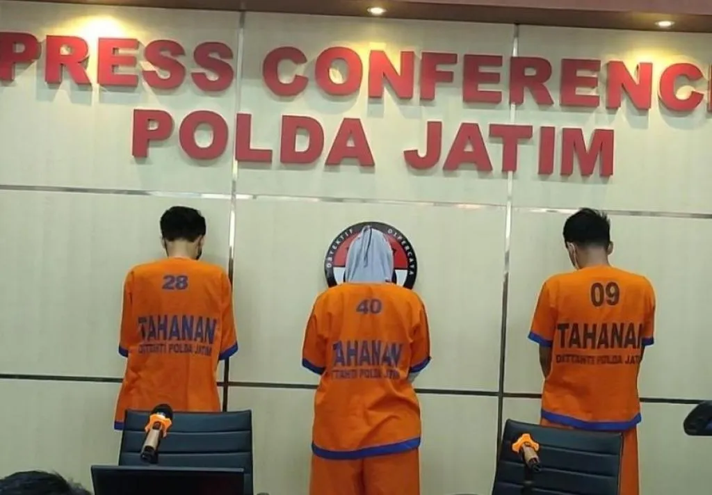 Tiga Karyawan Pinjol Dibekuk Polisi, Salah Satunya Perempuan