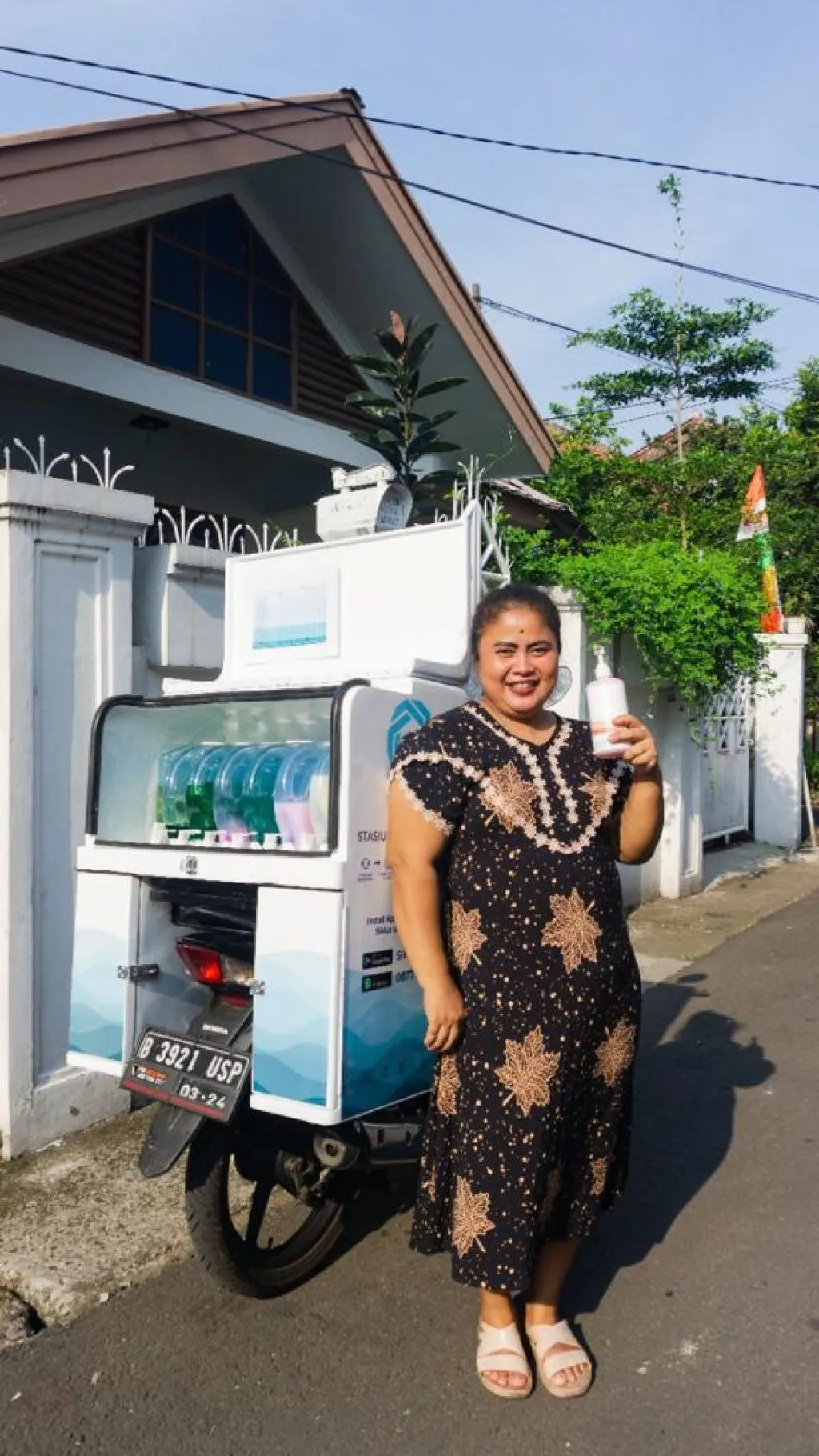 IWP dan SIKLUS Luncurkan Pilot Project Solusi Isi Ulang di Labuan Bajo