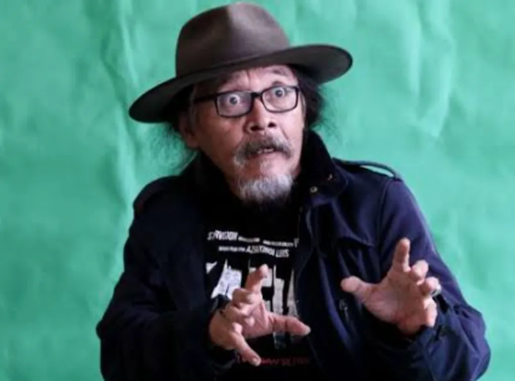 Sudjiwo Tedjo Tantang Risma Marahi Jokowi dan Luhut