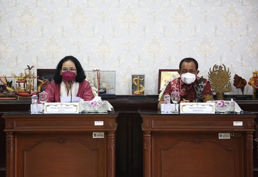 DPR RI Apresiasi Tahapan PTM di Surabaya
