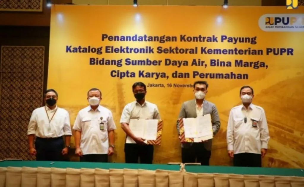 Kementerian PUPR Tandatangani Kontrak Payung e-Katalog Sektoral