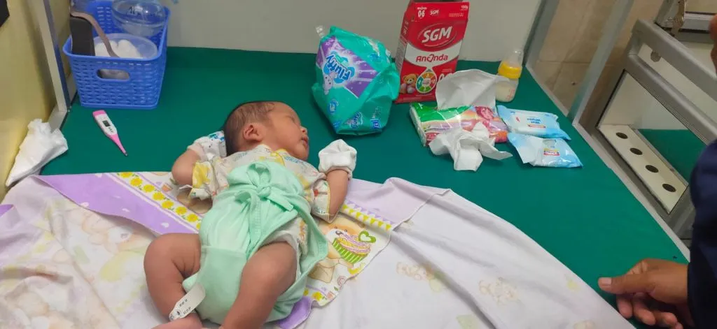 Tega, Bayi Laki-Laki Dibuang di Depan MI Islamiyah Kota Madiun