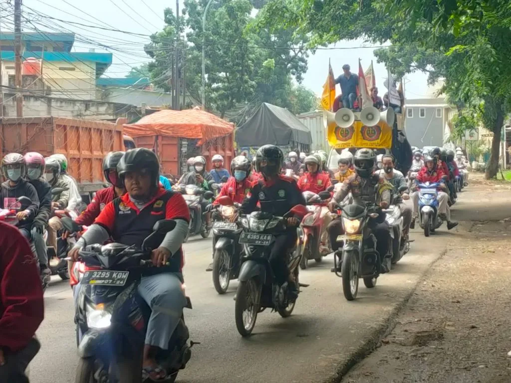 AKP. Samsono Monitoring Aksi Unras Buruh bersama Personil Gabungan TNI-Polri