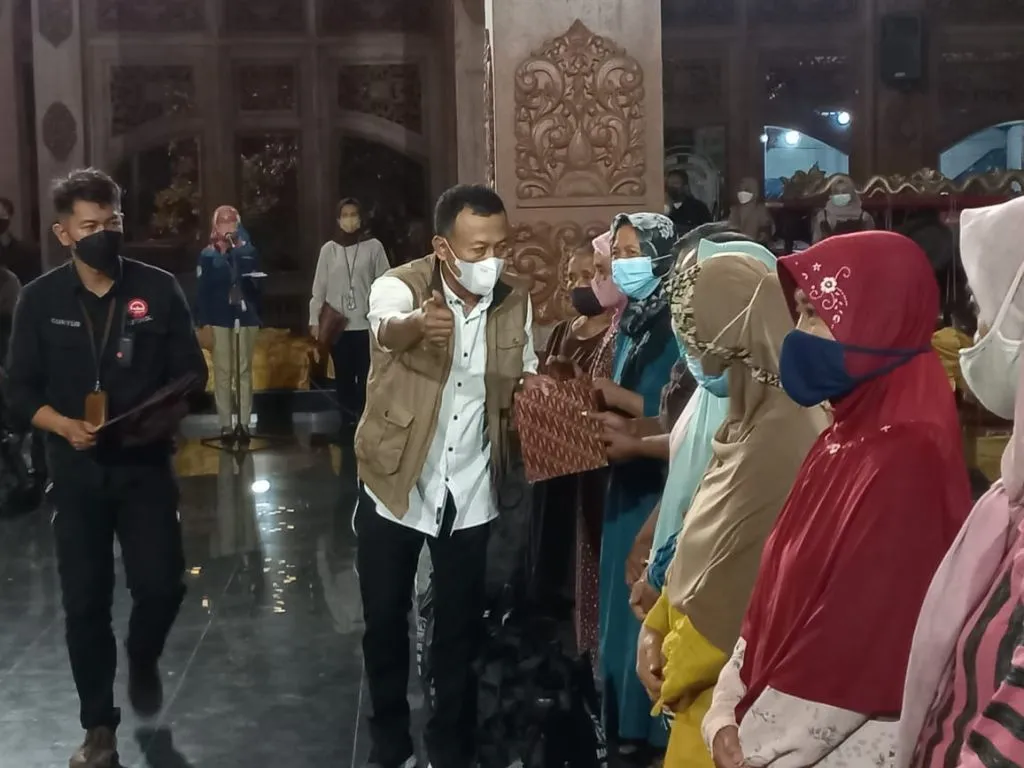 Target Maret 2022 Selesai, Bupati Ponorogo: Plesterisasi 17.000 RTLH Gotong Royong