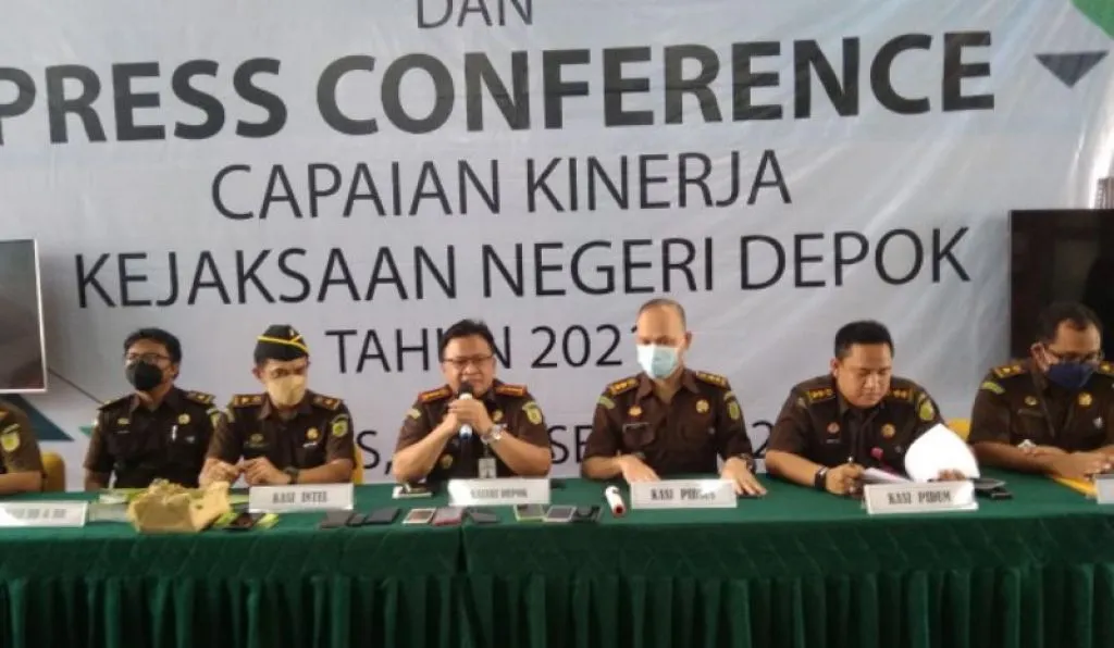 Kejari Depok Tetapkan Dua Tersangka Kasus Dugaan Korupsi Dinas Damkar