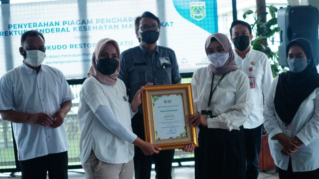 Atas Prestasinya Penerapan Prokes, Shokudo Restoran Kontena Hotel Raih Penghargaan