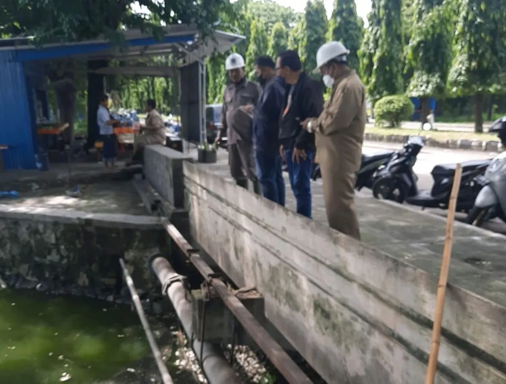 Soal Ikan Mati di Waduk SIER, Pemkot Surabaya Turun Tangan Lakukan Uji Laboratorium