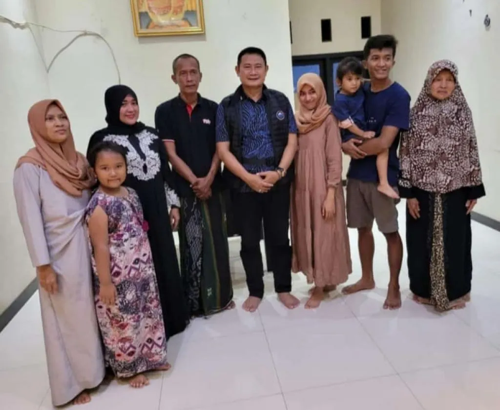 Tinjau Banjir Bengawan Jero, Bupati Lamongan Sambangi Mantan Ketua DPC PDIP