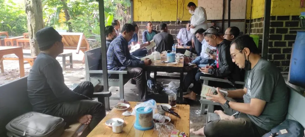 Buku Mengawal BPNT di Blora Banyak Diminati Warga Tuban