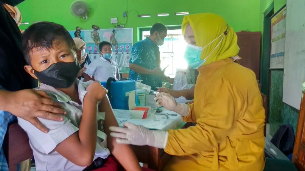 Awas Hoak, Bupati Magetan: Vaksin Anak Aman