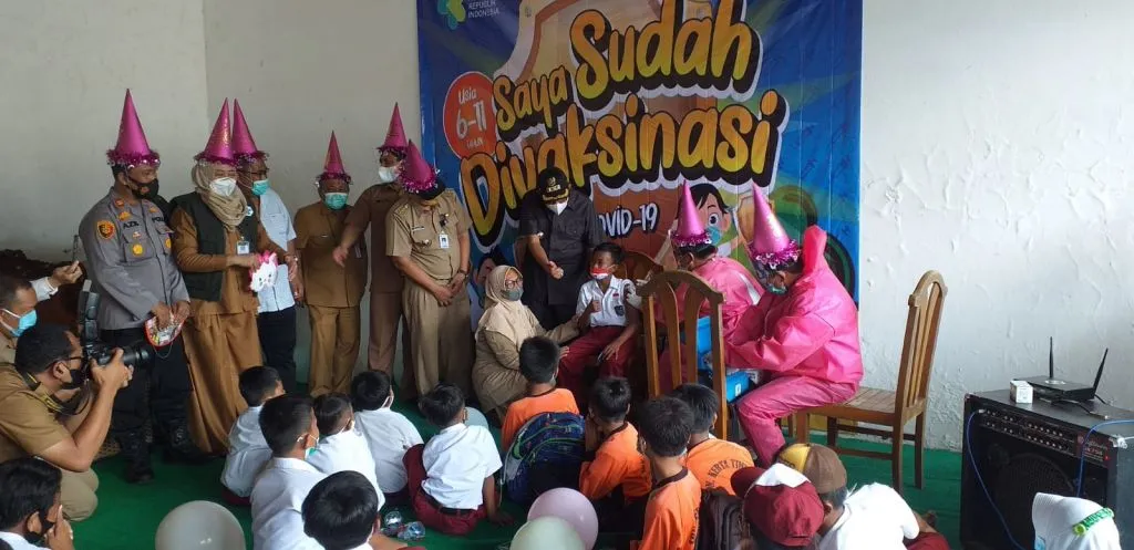 Vaksinasi Anak Usia 6-11 Tahun di Sumenep, Dikemas Acara Ulang Tahun