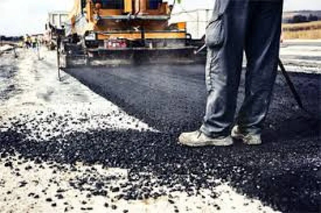 Lelang Aspal Rp 4,5 M Gagal, Perbaikan Jalan Rusak di Magetan Tertunda?