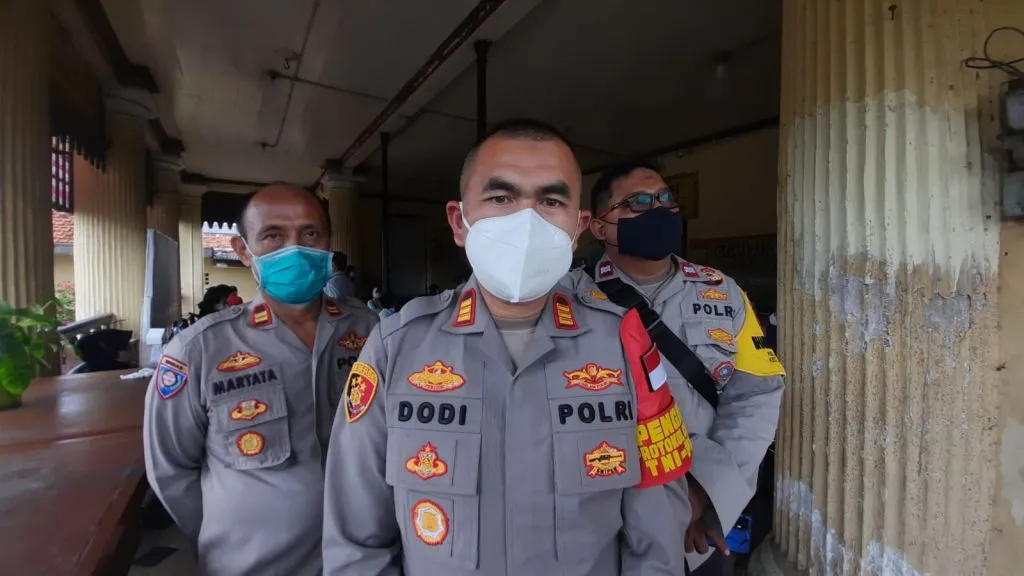 Percepat Herd Immunity, Kapolsek Palmerah Genjot Program Vaksinasi Nasional