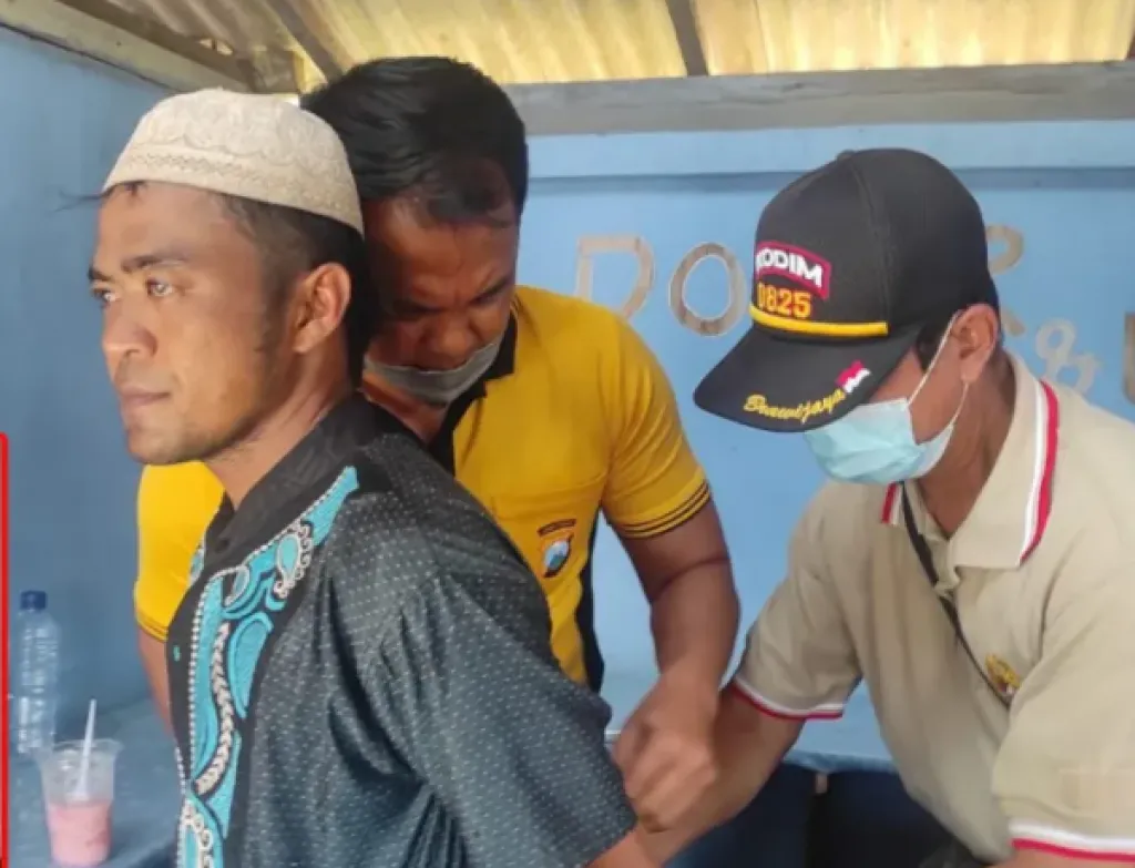 Usai Tikam Kyai di Banyuwangi, Sudarmanto Ditangkap saat Asyik Minum Es Degan