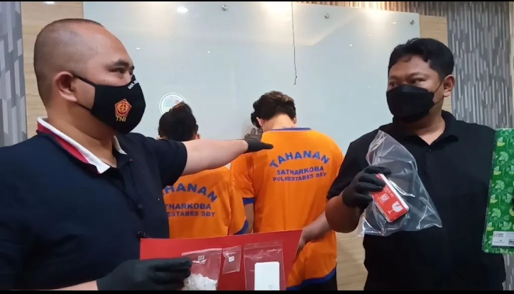 Pasutri Ngekos di Waru Sidoarjo, Kompak Jadi Kurir Sabu