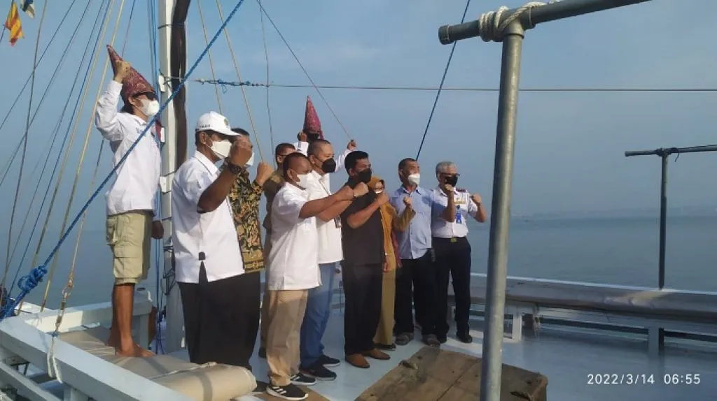 Kadis Budpar Jatim Lepas Ekspedisi Phinisi Jelajah Nusa