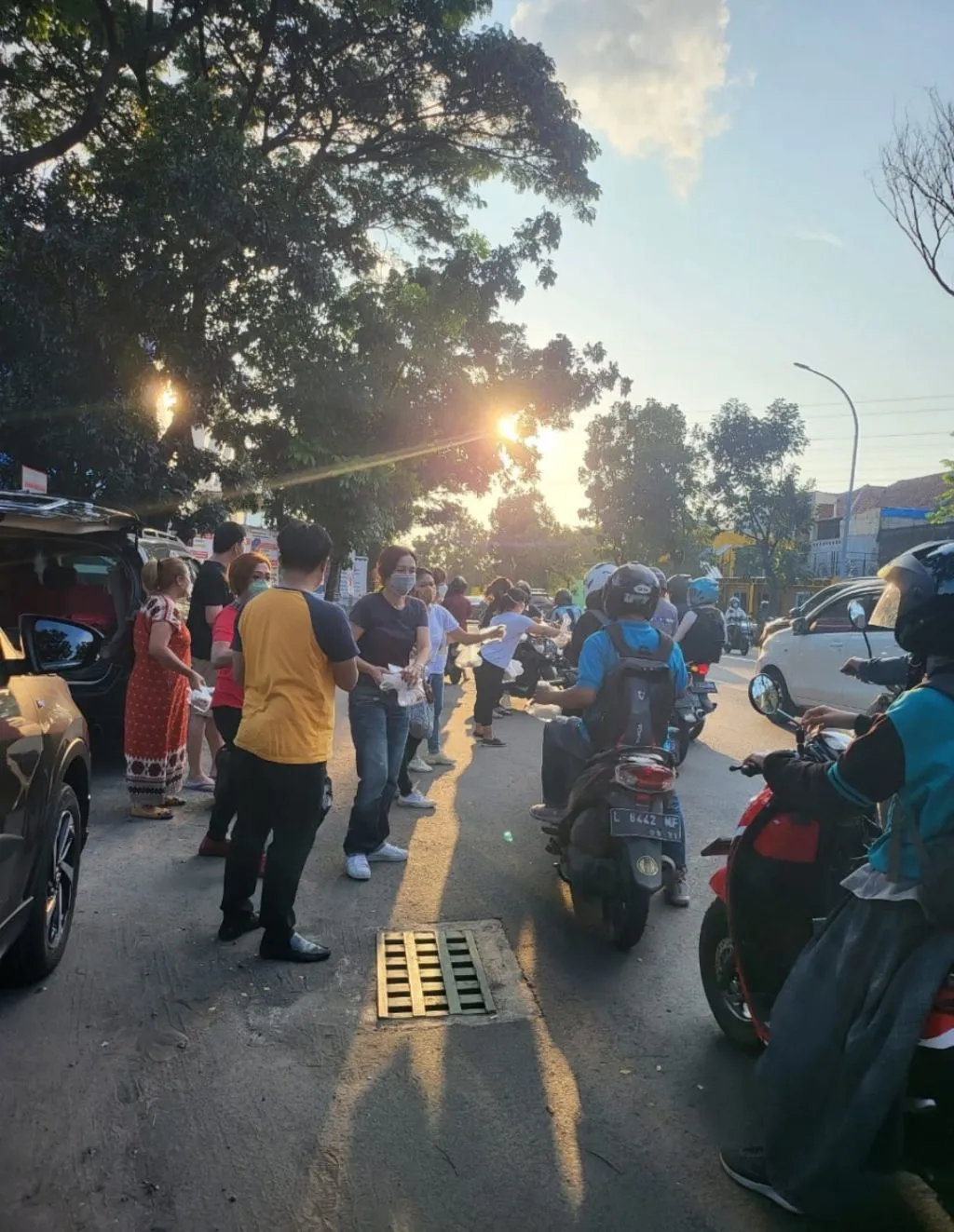 Bulan Penuh Berkah Group Lancang Bagi-bagi Takjil