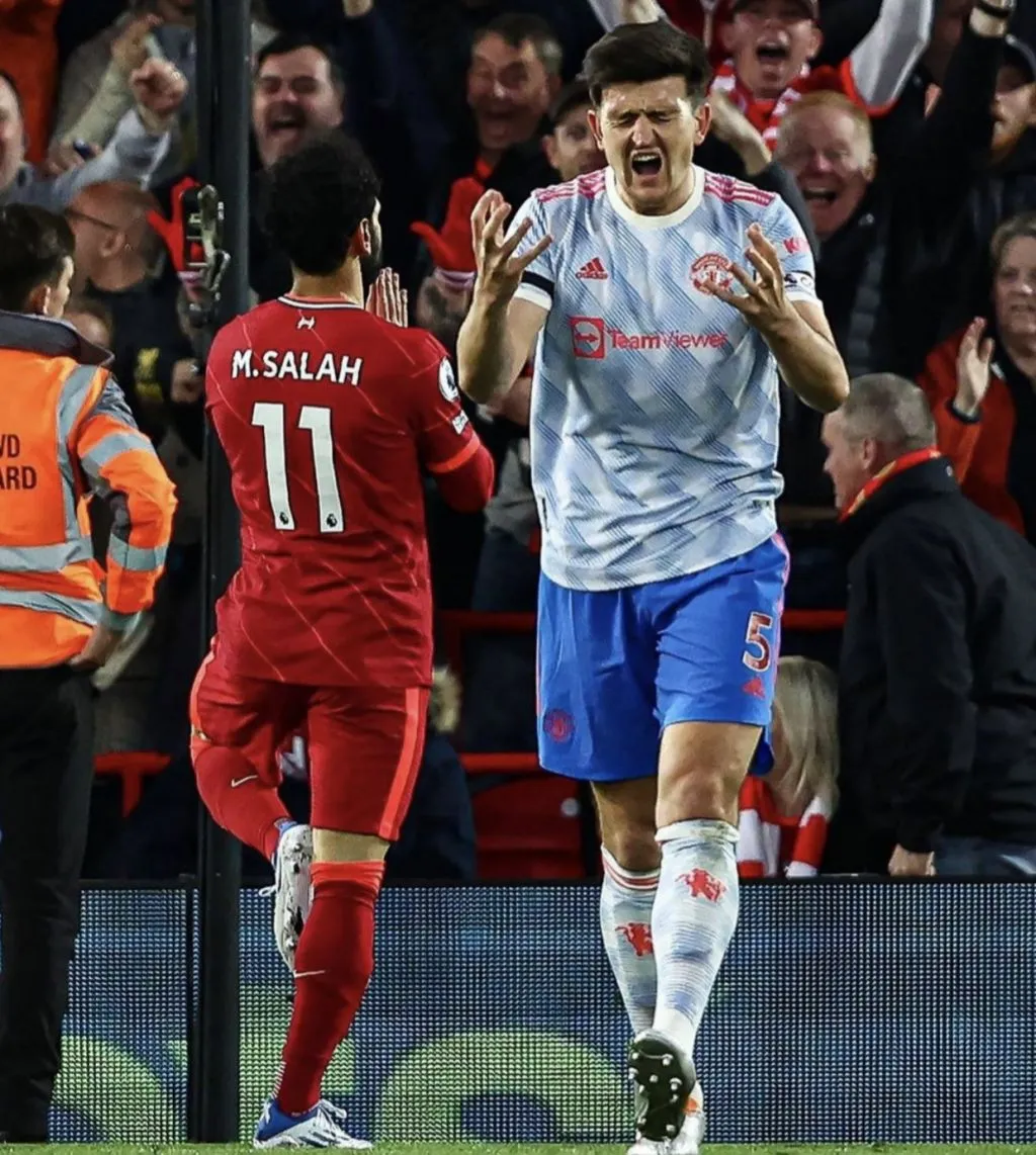 Bantai MU 4-0, Liverpool Geser Manchester City di Puncak Klasemen