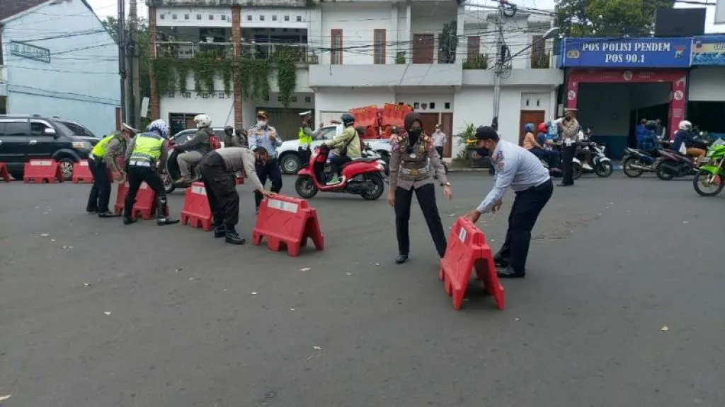 Satlantas Polres Batu Lakukan Sosialisasi Pengalihan Arus Jelang Mudik Lebaran