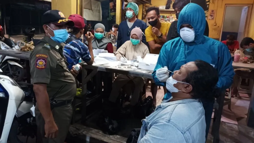 Pemkot Surabaya Monitoring Aktivitas Ekonomi dan Situasi Covid-19 Pasca Libur Lebaran