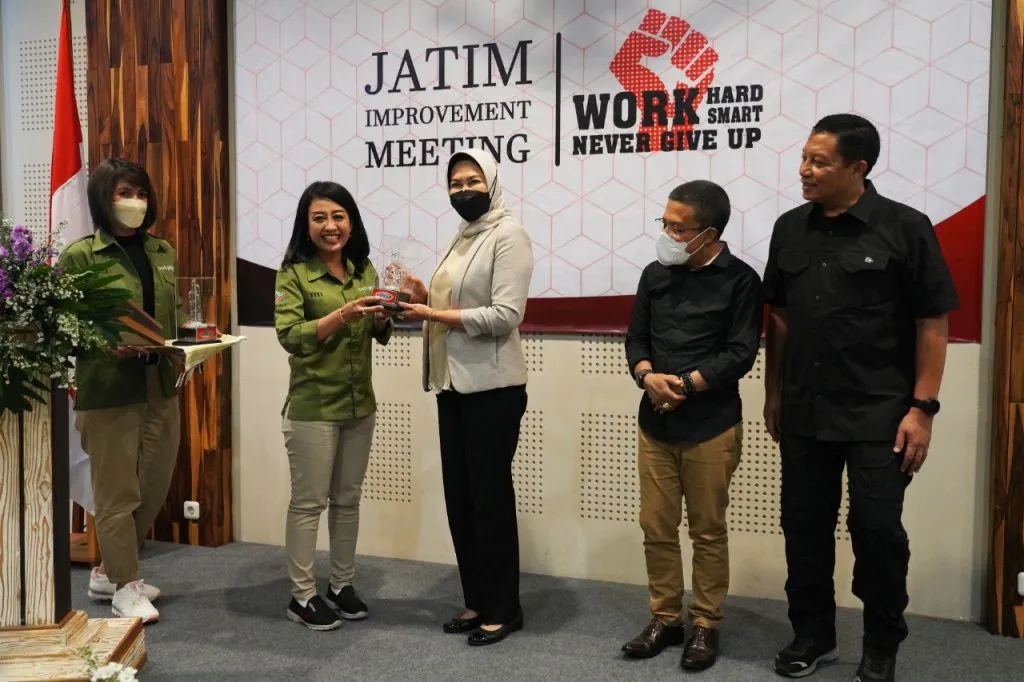 Bank Jatim Gandeng TNI, Bangun Karakter Pegawai pada Jatim Improvement Meeting