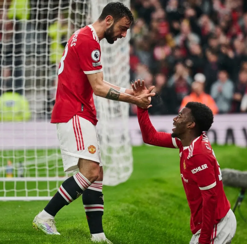 Setan Merah Marah, Hajar Brentford 3-0