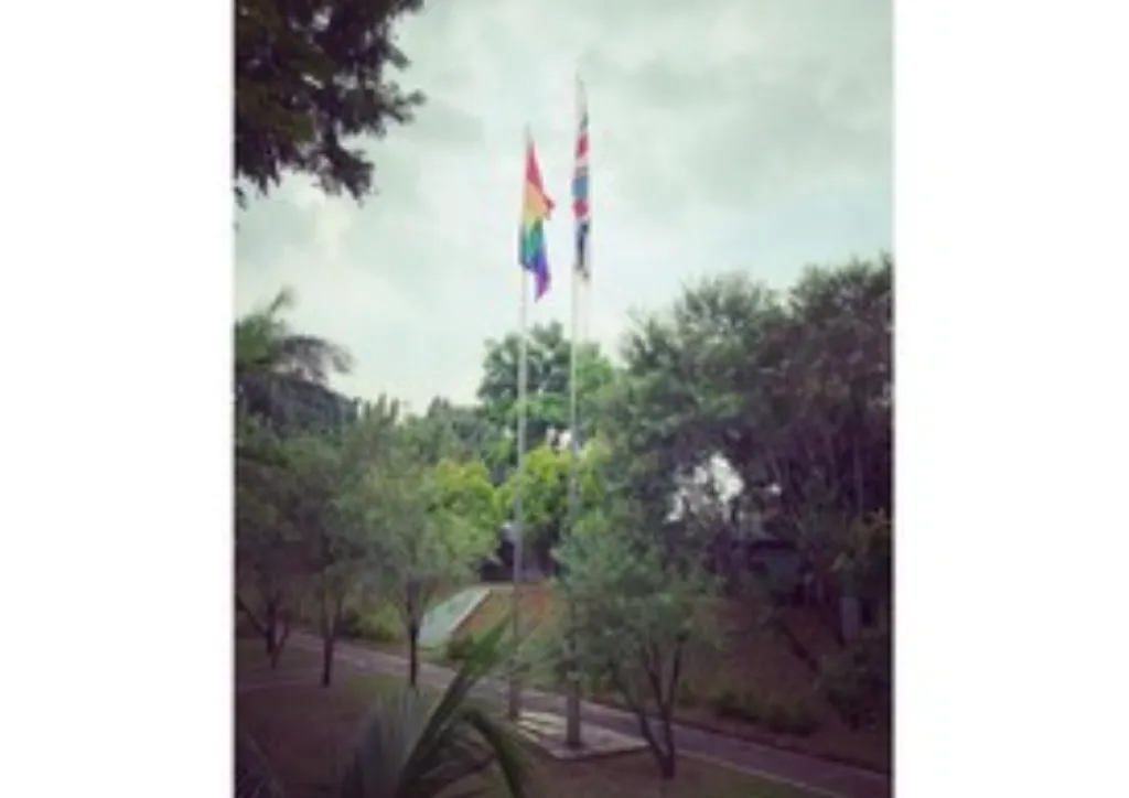 Kibarkan Bendera LGBT, Muhammadiyah Kecam Kedubes Inggris
