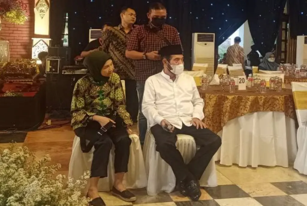 Ketua MK Anwar Usman Resmi Jadi Adik Ipar Presiden Jokowi