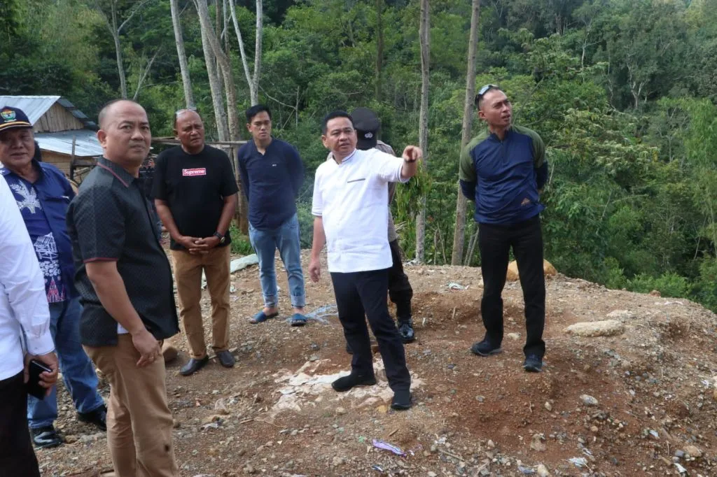 Jalan Terjal Desa Pulau Panggung-Batusurau Segera Direhab