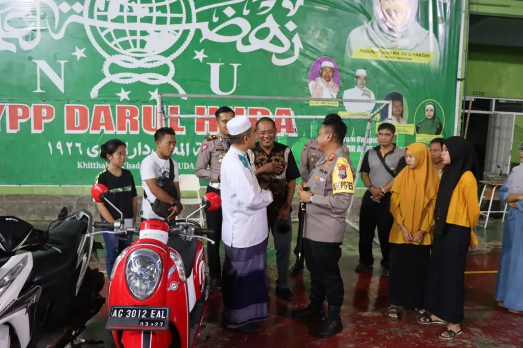 Mama Muda Tipu Santri dan Gondol 9 Motor di Pondok Pesantren